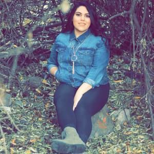 Meet your Posher, Julie